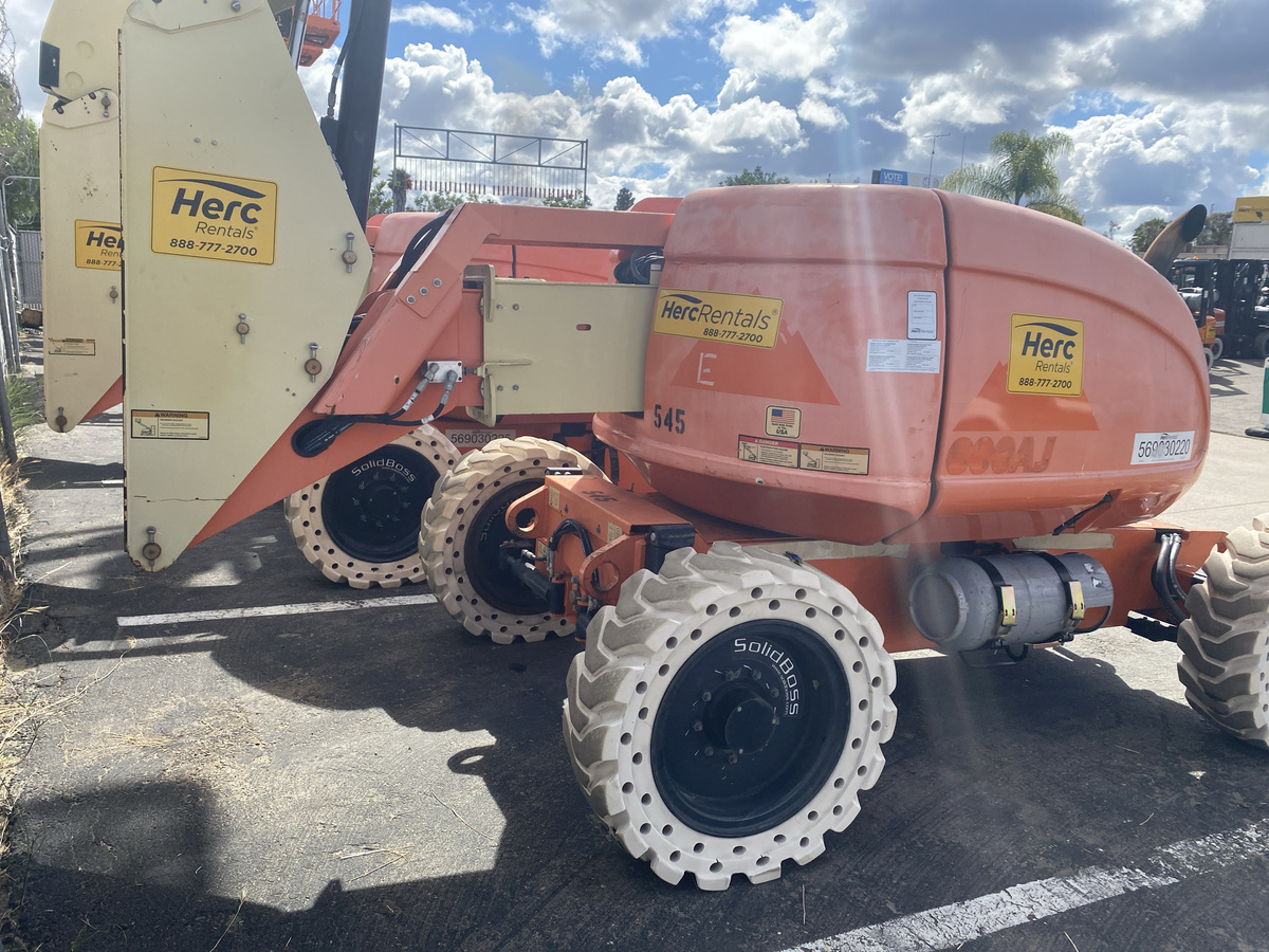 2015 JLG 600AJN Narrow-6