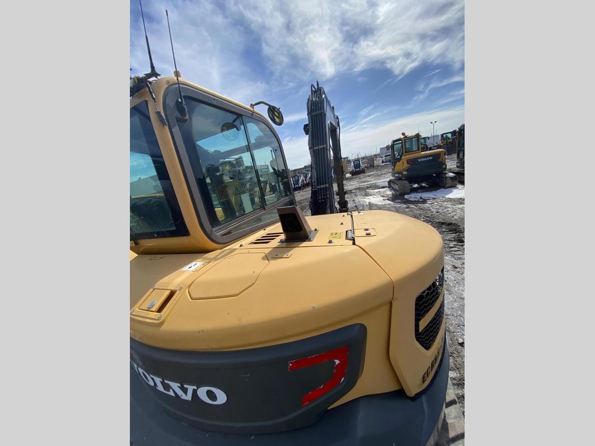 2017 Volvo ECR88D-7