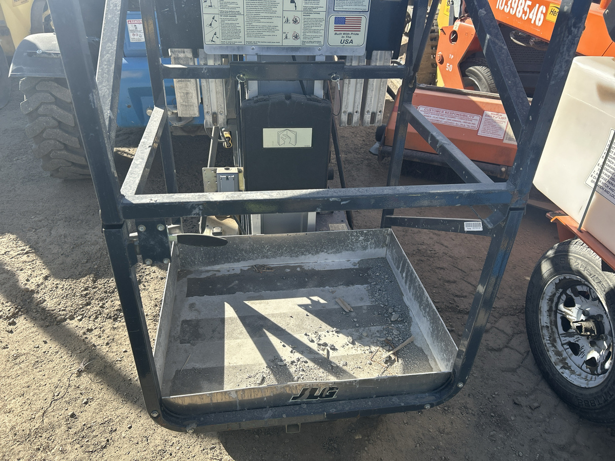 2020 JLG 30AM-6