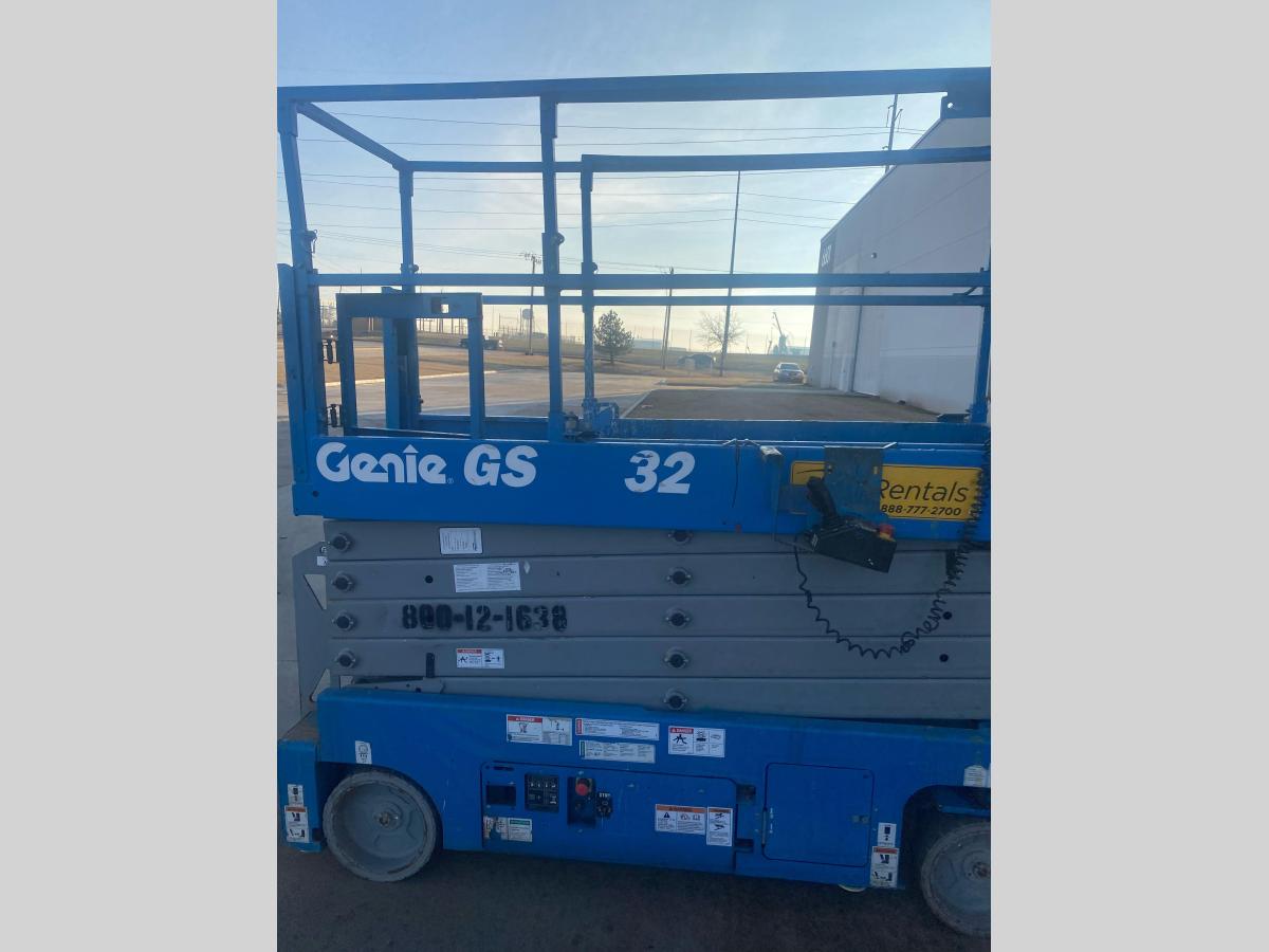 2016 Genie GS-1930
