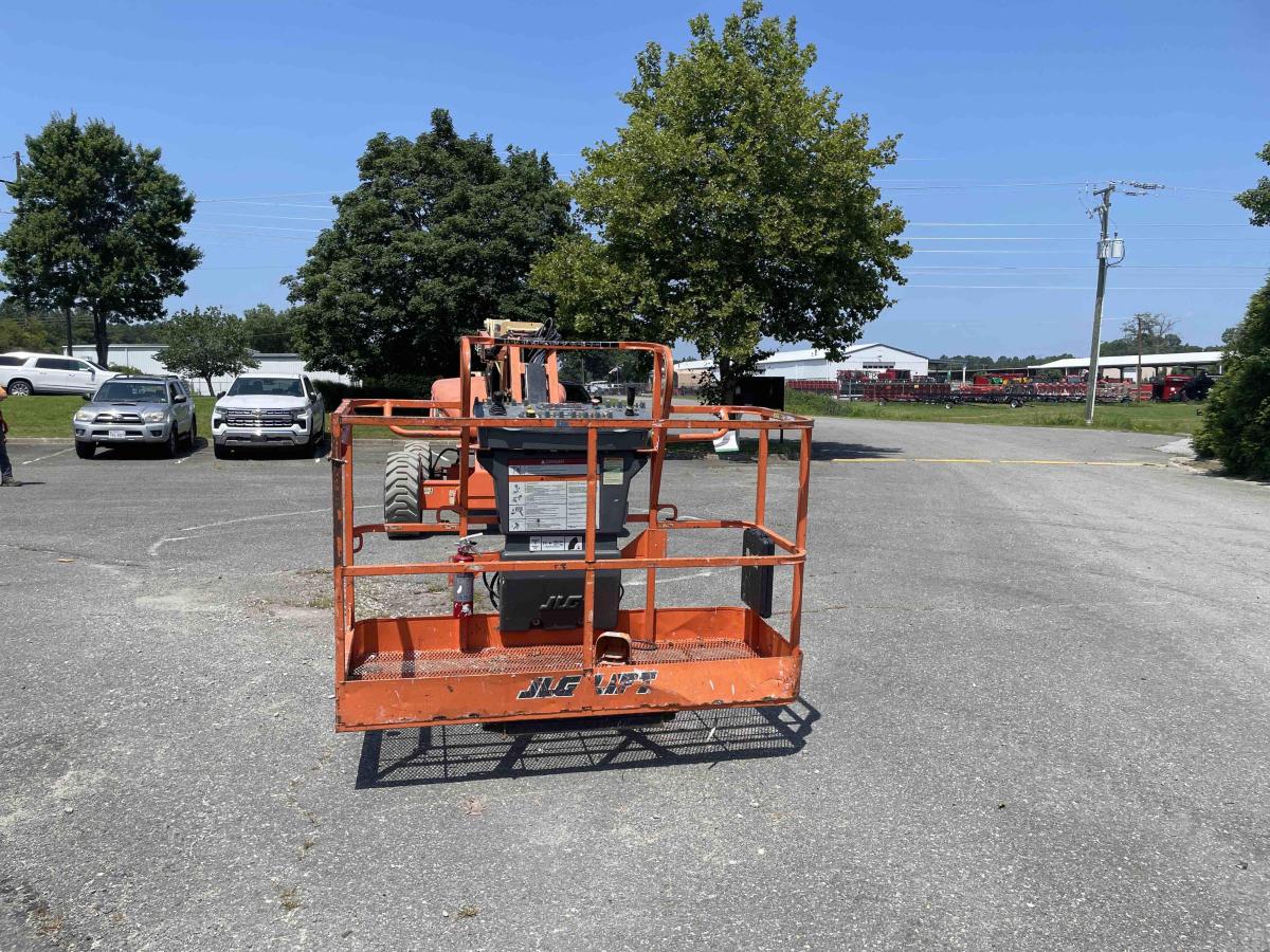 2016 JLG M600JP-3