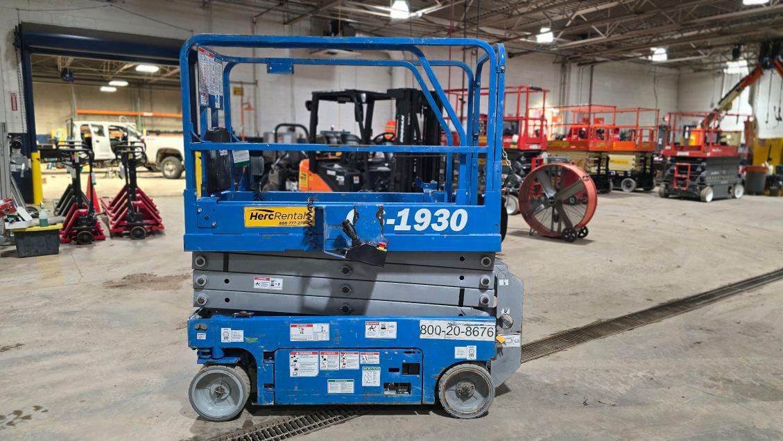 2018 Genie GS-1930