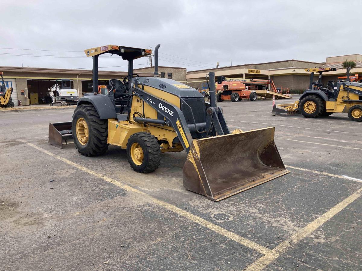 2017 John Deere 210LEP-3