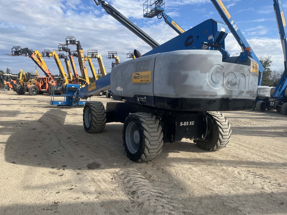2018 Genie S-85-4