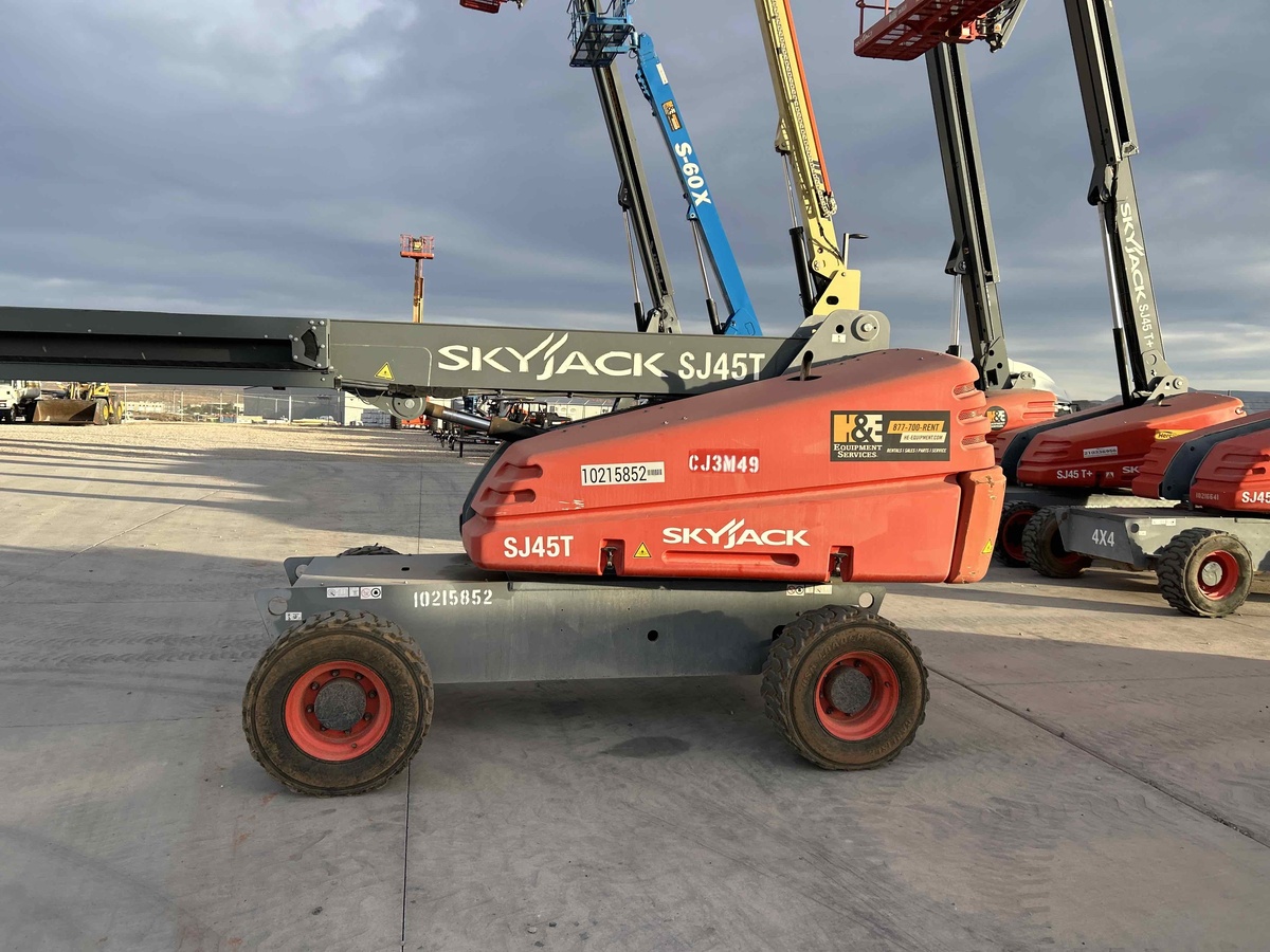 2017 Skyjack SJ45 T-4