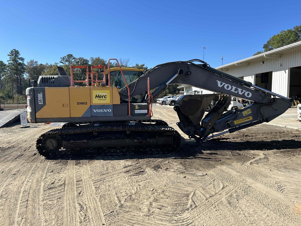 2021 Volvo EC200E-5
