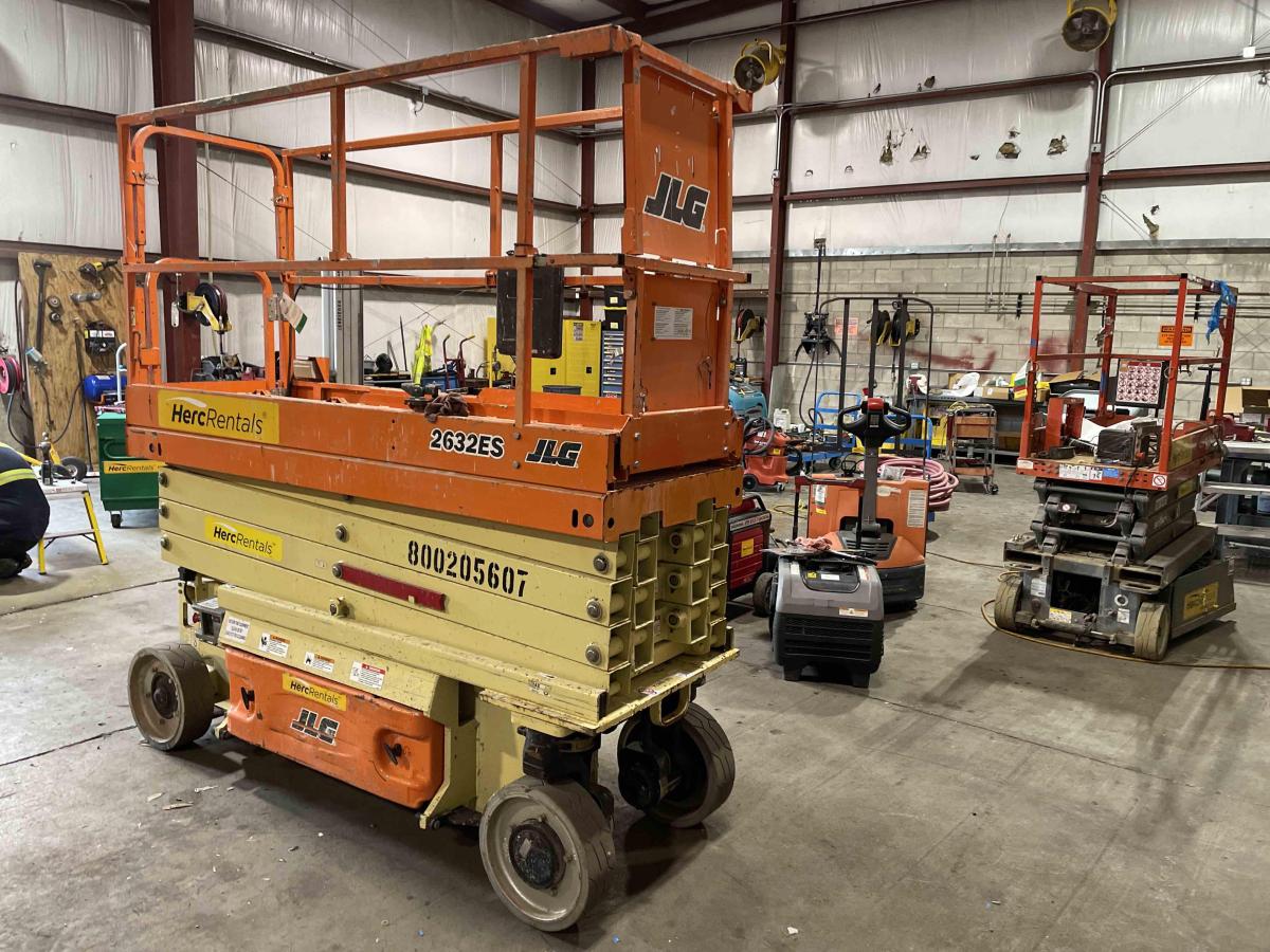 2018 JLG 2632ES