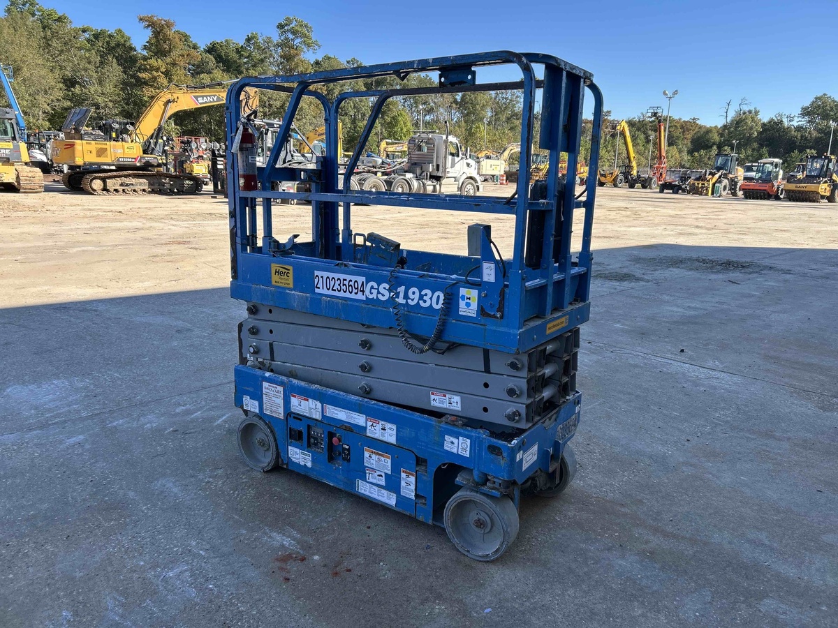 2018 Genie GS-1930