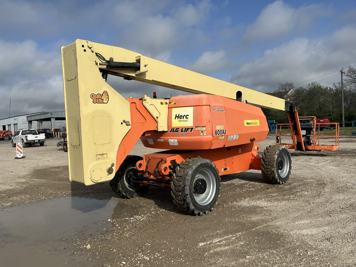 2018 JLG 800AJ