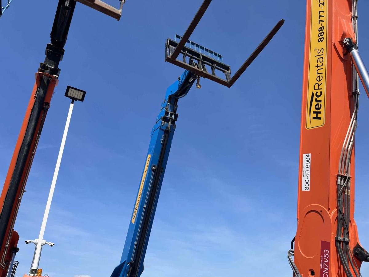2018 Genie GTH-1056-4