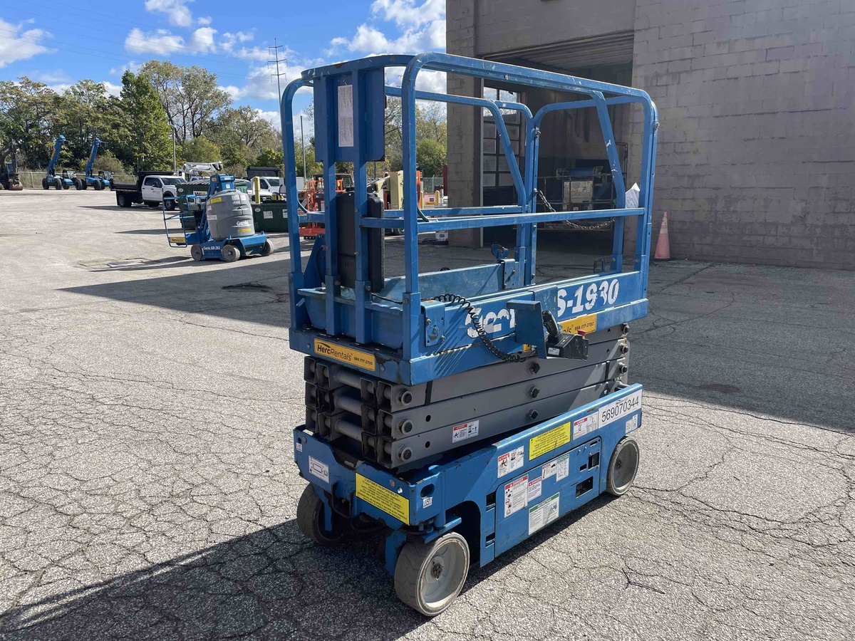 2017 Genie GS-1930-4