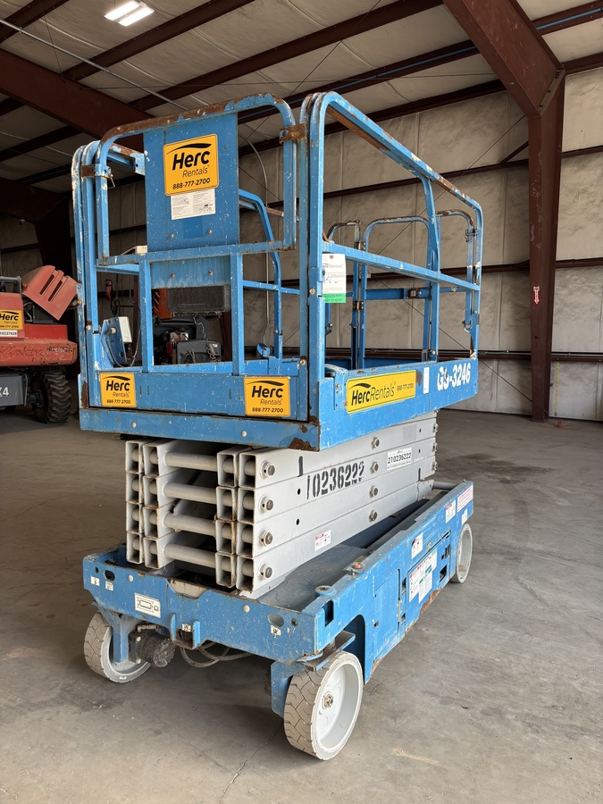 2018 Genie GS-3246-2