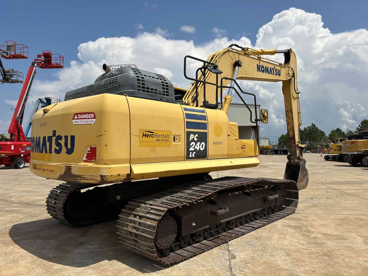 2019 Komatsu PC240LC-11-9