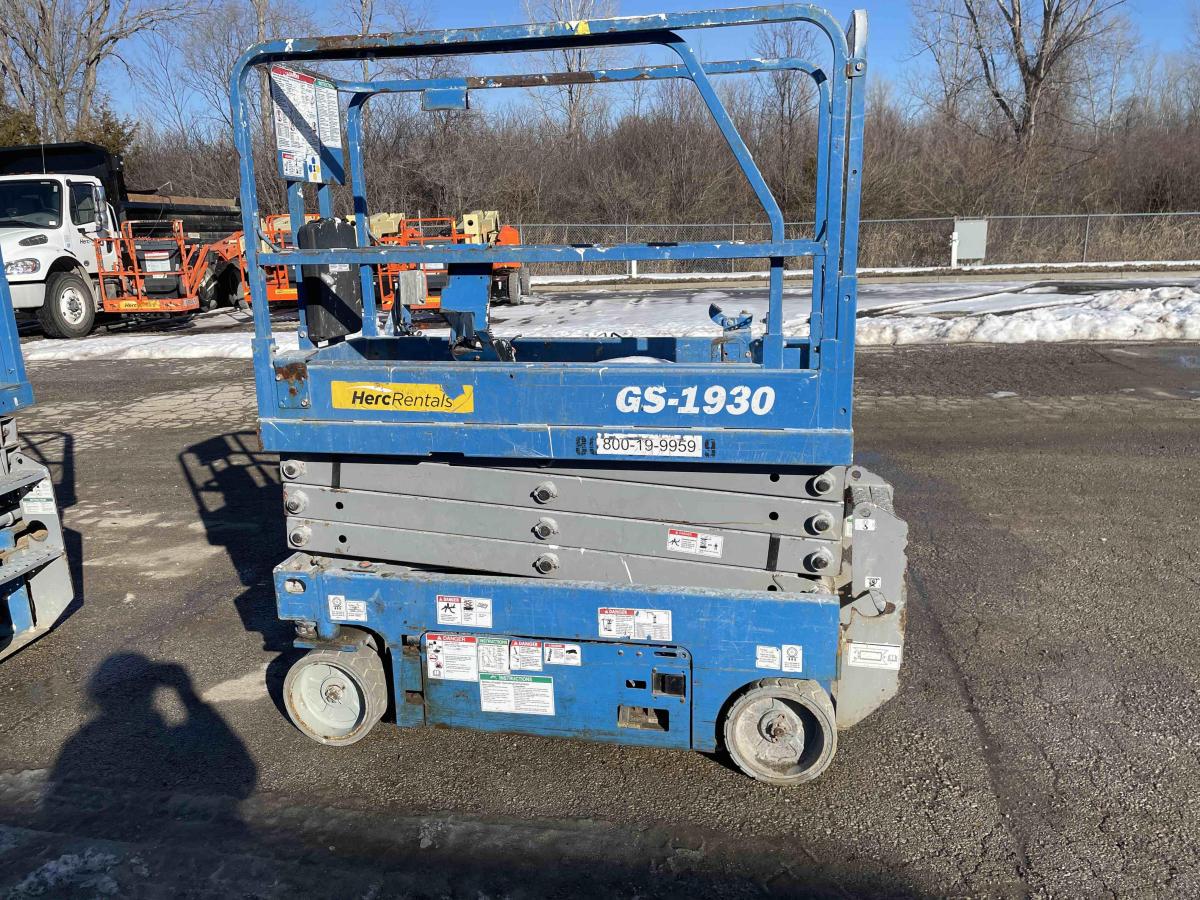 2018 Genie GS-1930