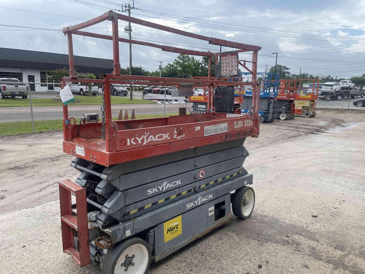 2015 Skyjack SJ3226