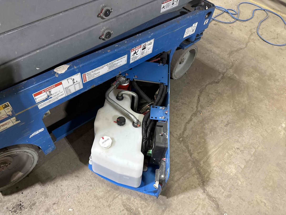 2016 Genie GS-1930-5