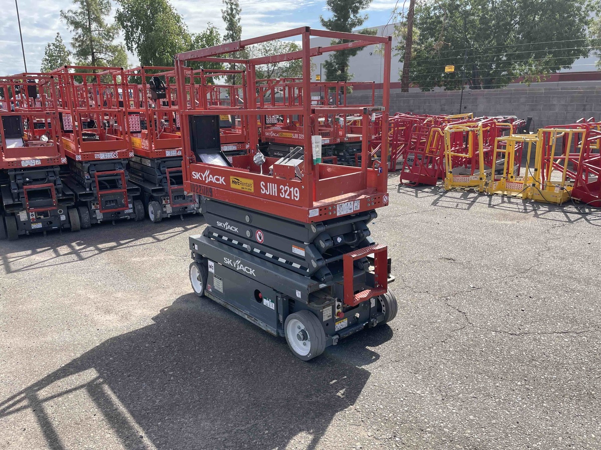 2017 Skyjack SJ3219