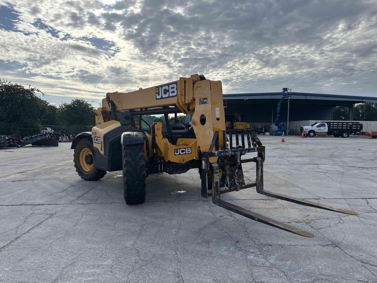 2019 JCB 507-42-4