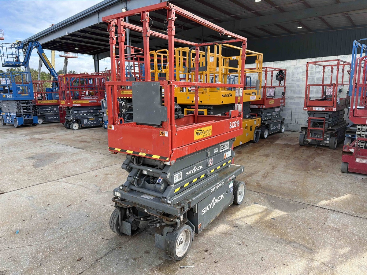 2022 Skyjack SJ3219-2