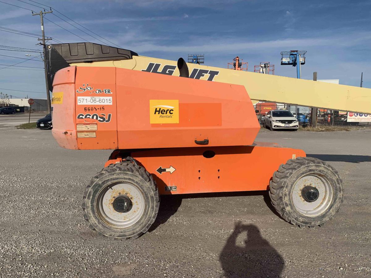2014 JLG 660SJ