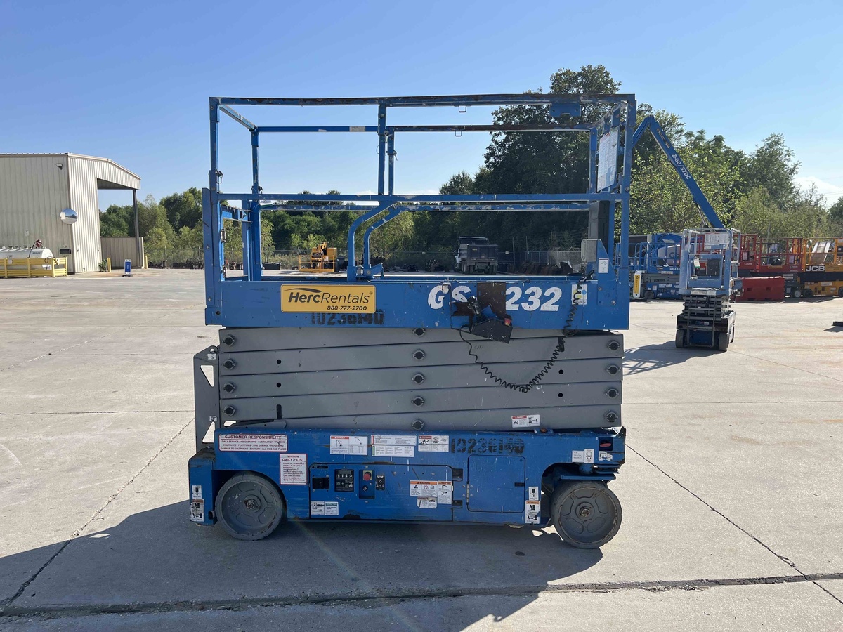 2018 Genie GS-3232-4