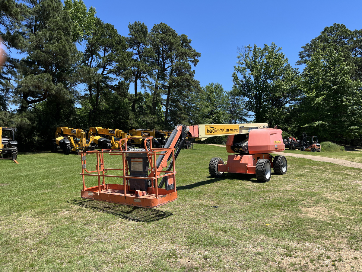2018 JLG 660SJ-6
