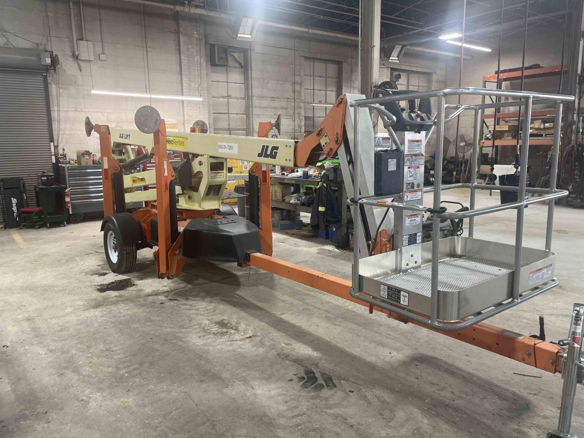 2018 JLG T500J