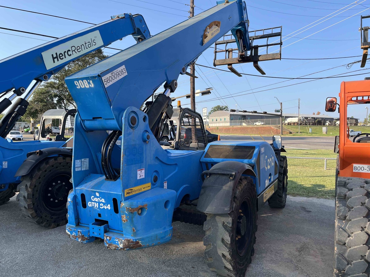 2018 Genie GTH 844-2