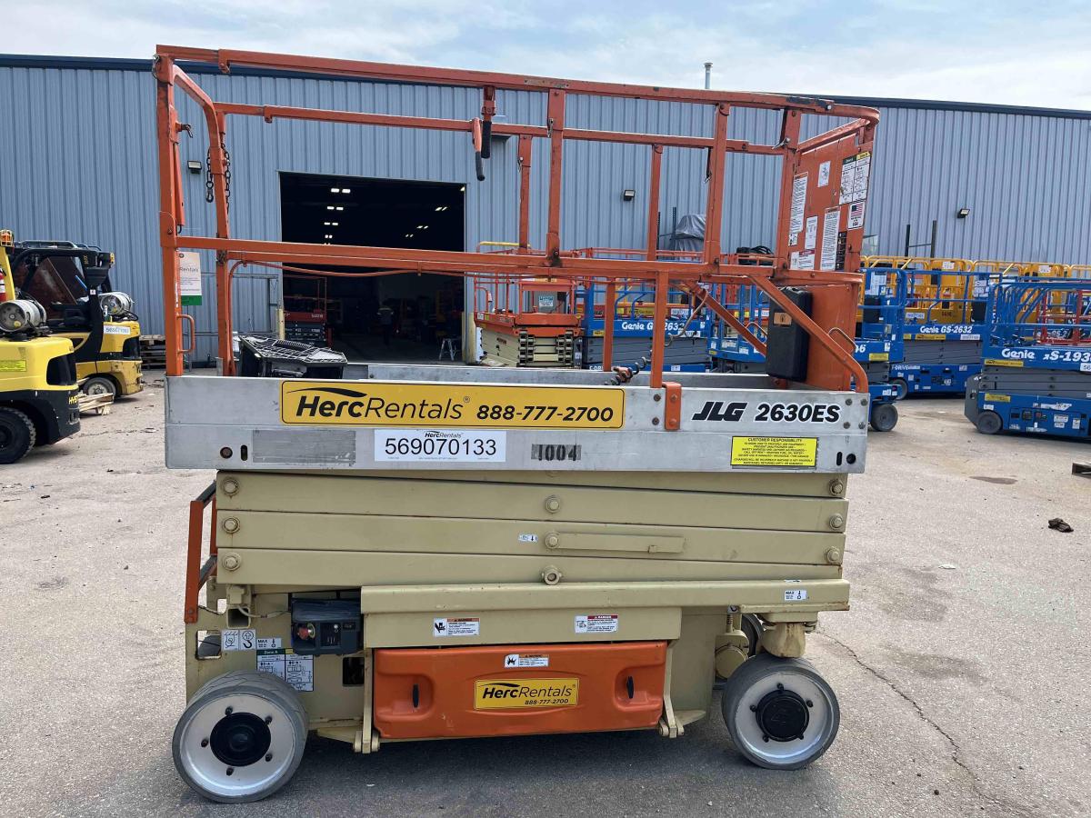 2006 JLG 2630ES