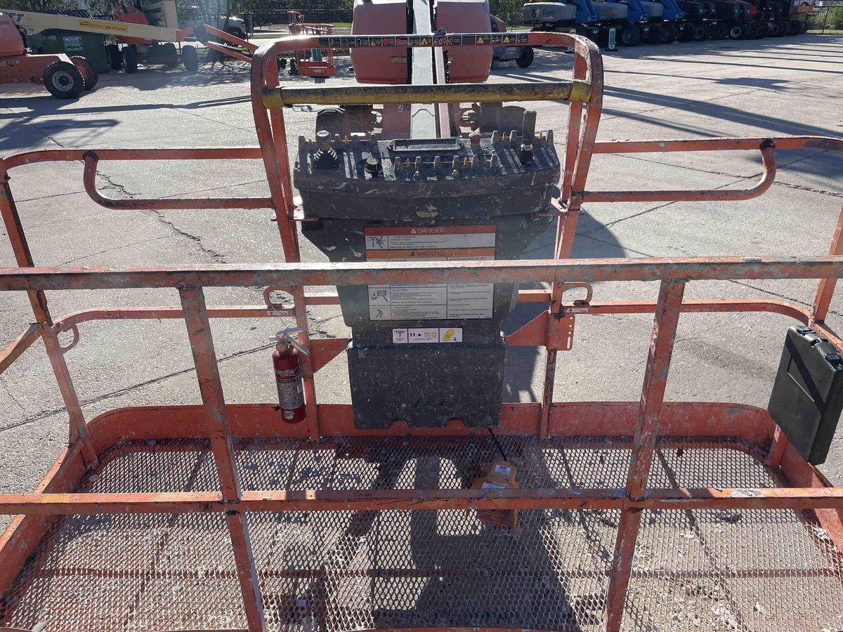 2018 JLG 460SJ-7