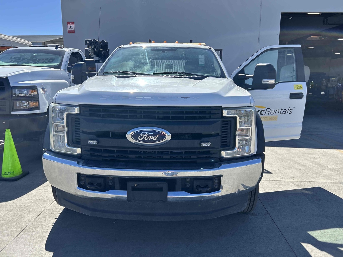 2018 Ford F550-2