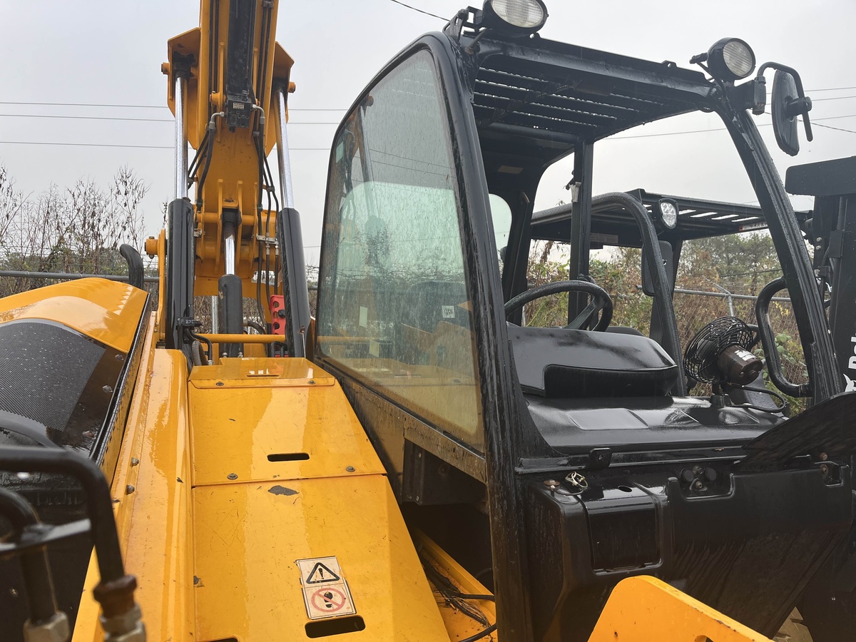 2019 JCB 507-42-6