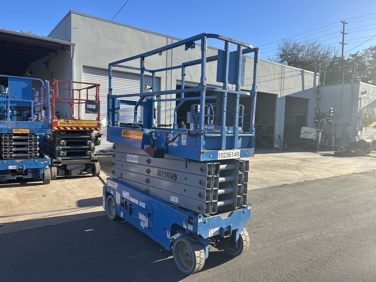 2018 Genie GS-3232-3