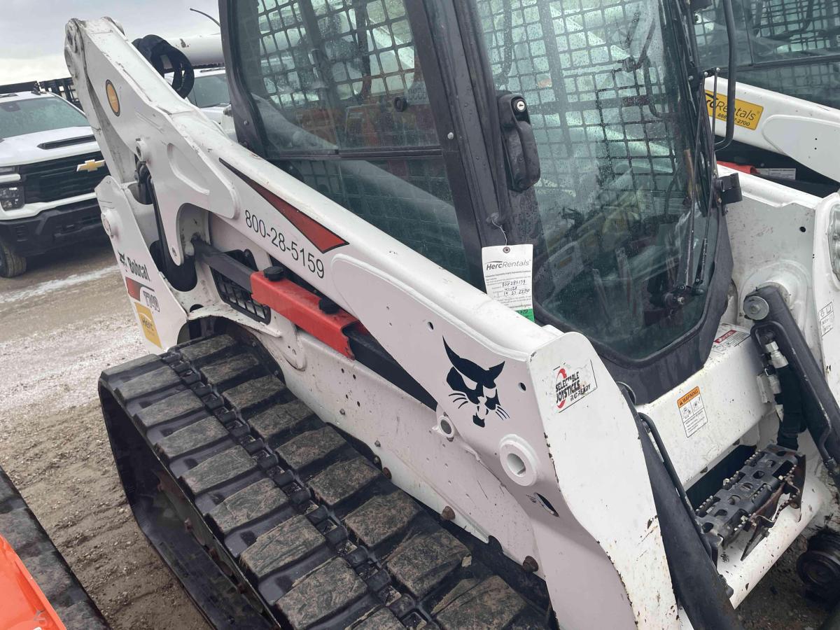 2020 Bobcat T740