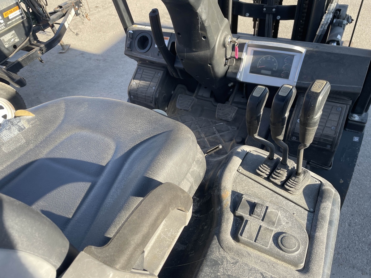 2021 Doosan G25N-7-12