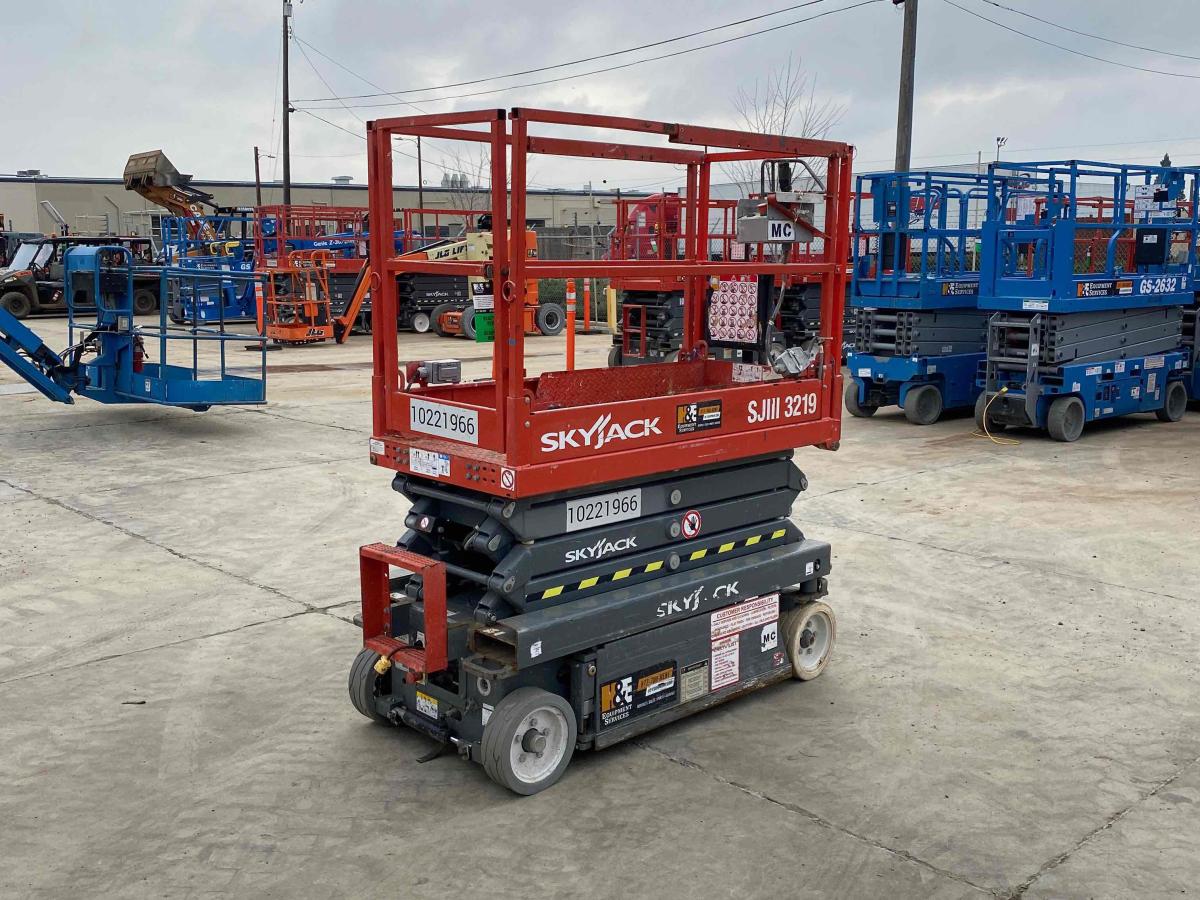 2017 Skyjack SJ3219