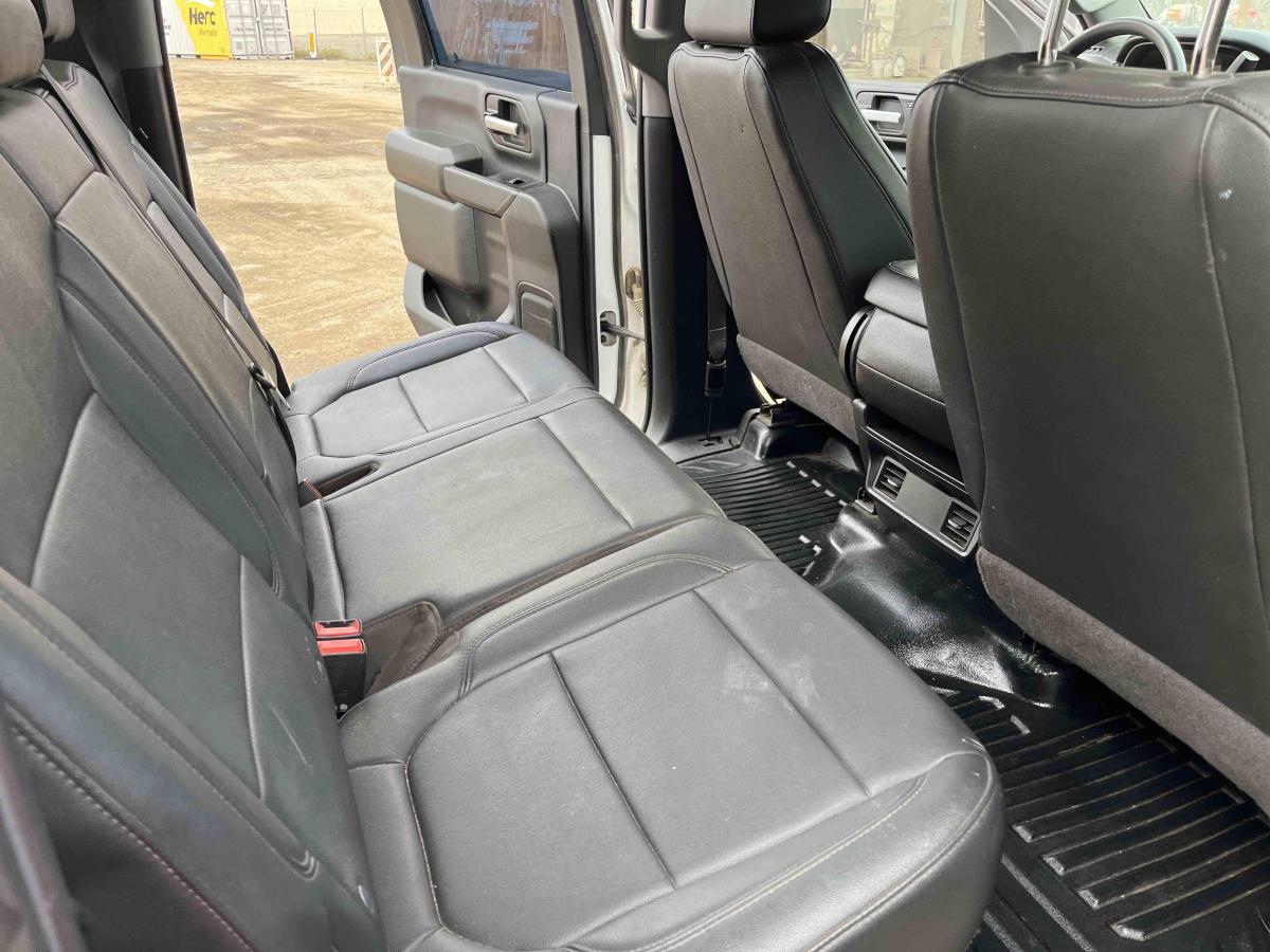 2022 Chevrolet 3500-7