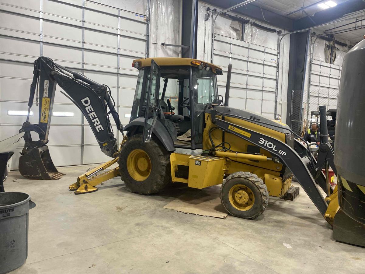 2018 John Deere 310L EP