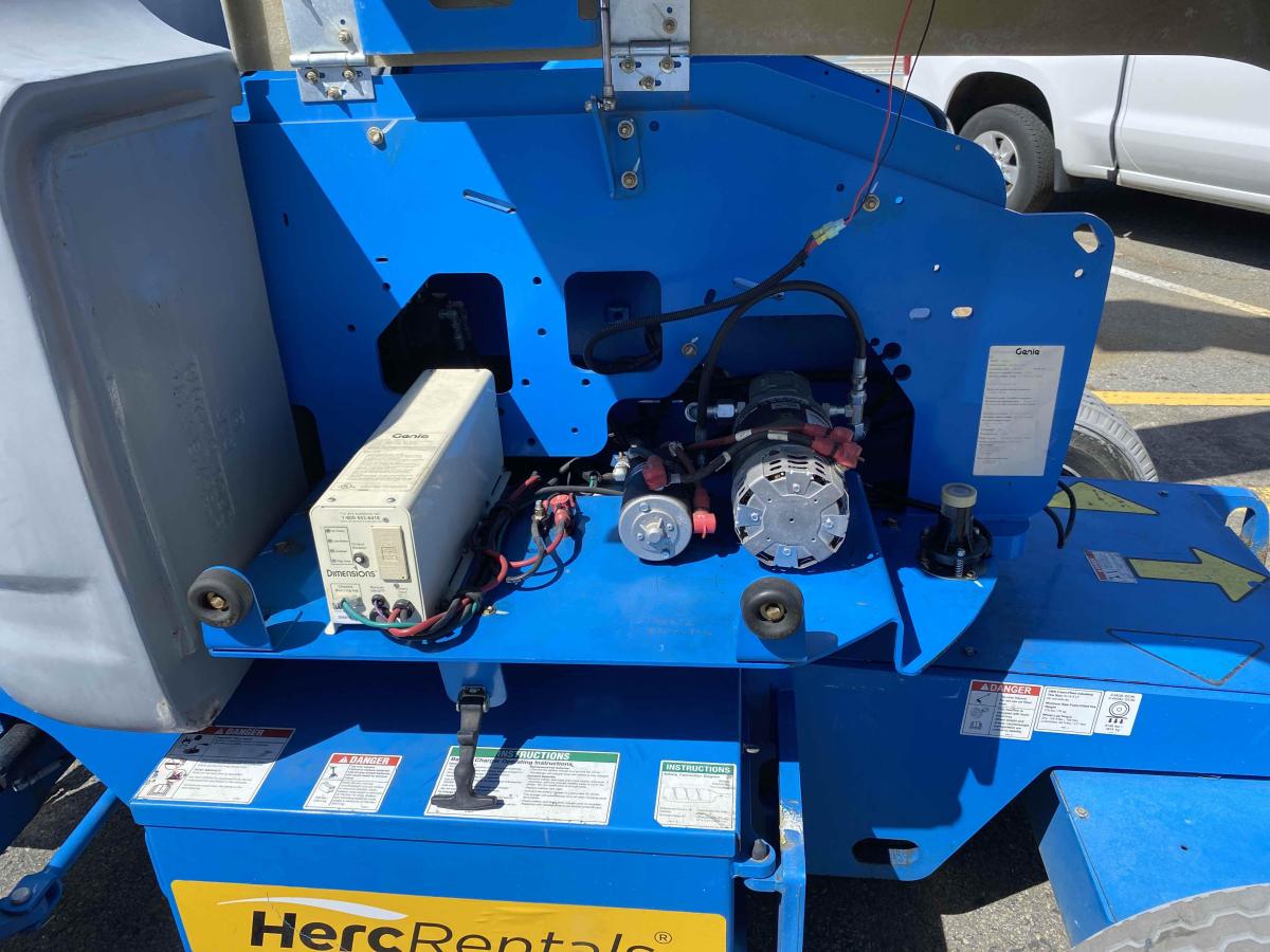 2014 Genie Z-45/25J