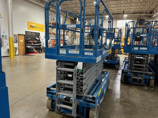 2015 Genie GS-4047