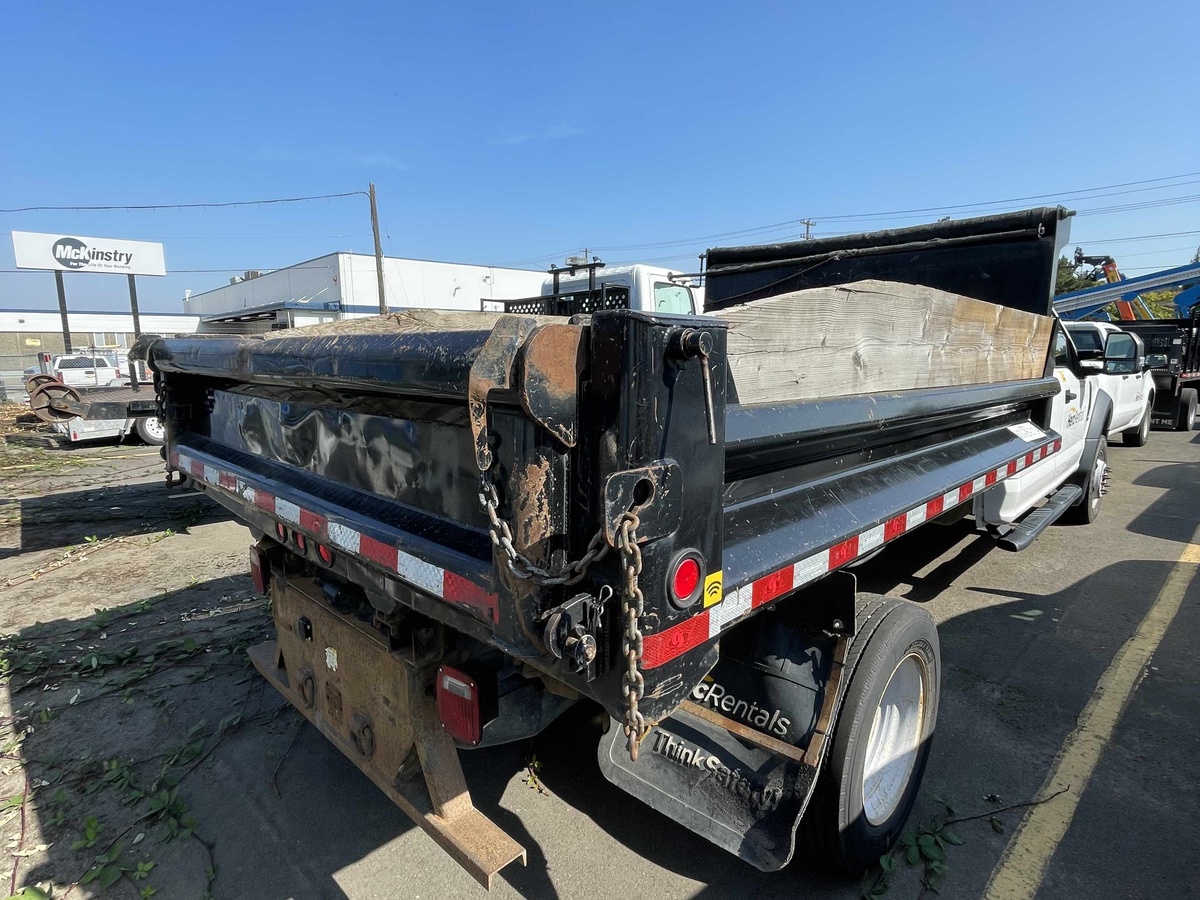 2019 Ford F550-3