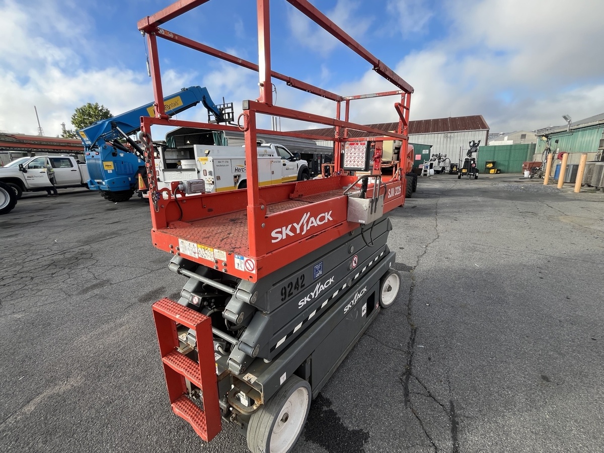 2018 Skyjack SJ3226-5