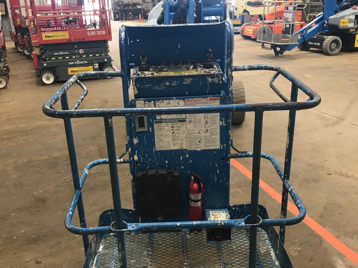 2012 Genie Z-40/23 N