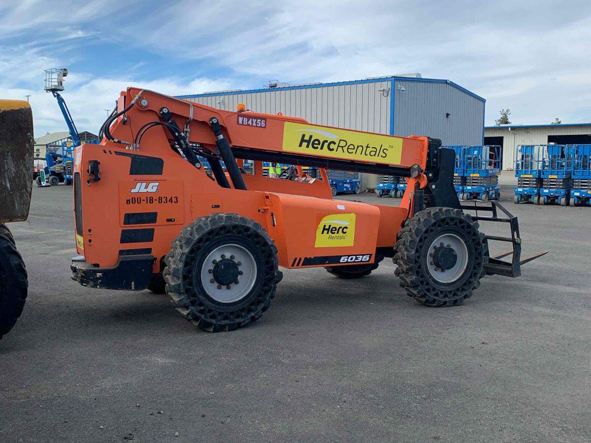 2017 SkyTrak 6036