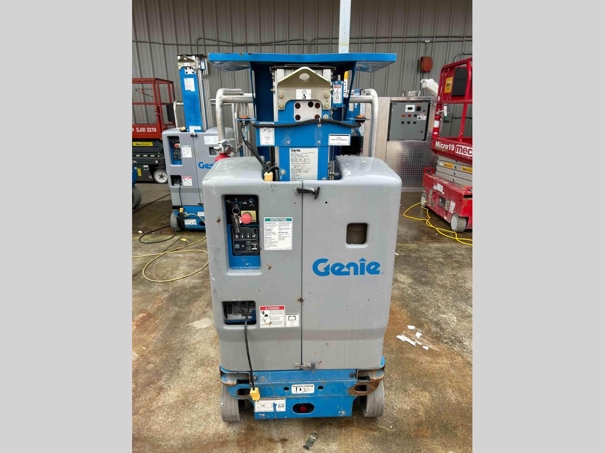 2017 Genie GR-12