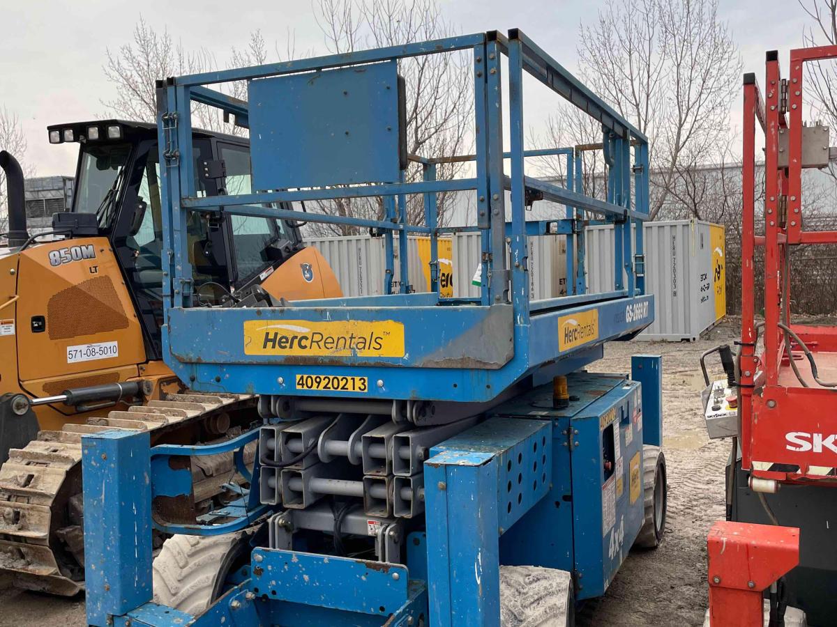 2013 Genie GS-2669 RT