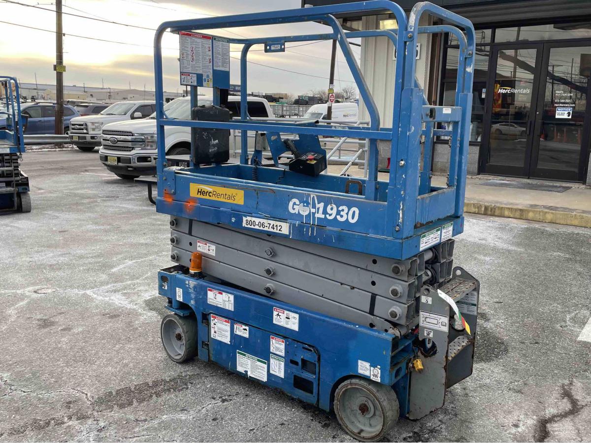 2015 Genie GS-1930