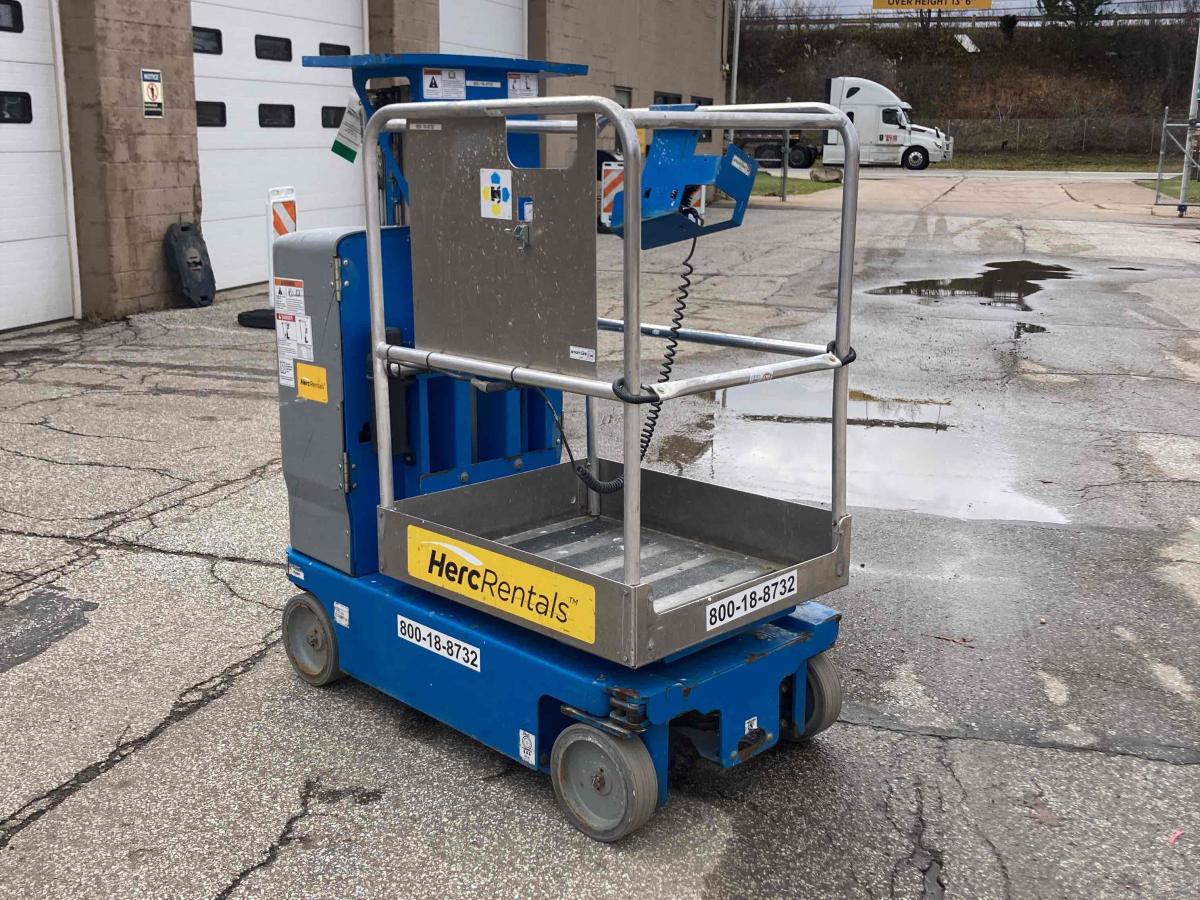 2017 Genie GR-12