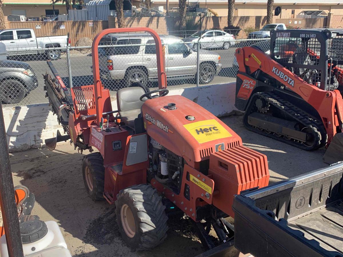 2017 Ditch Witch RT45