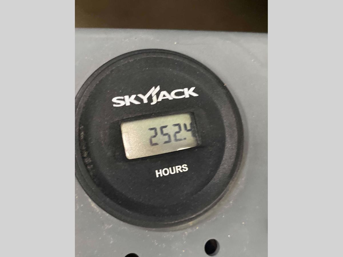 2017 Skyjack SJ3219-5